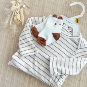 Carter’s Newborn Set